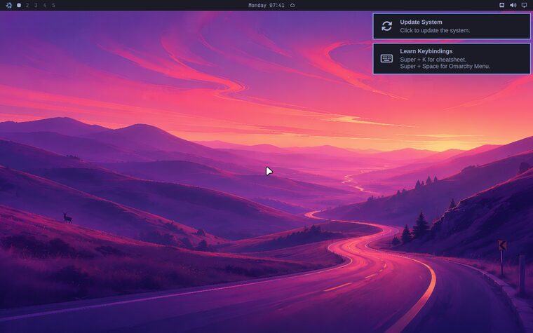 A fresh nixarchy desktop with the update and keybindings notifications